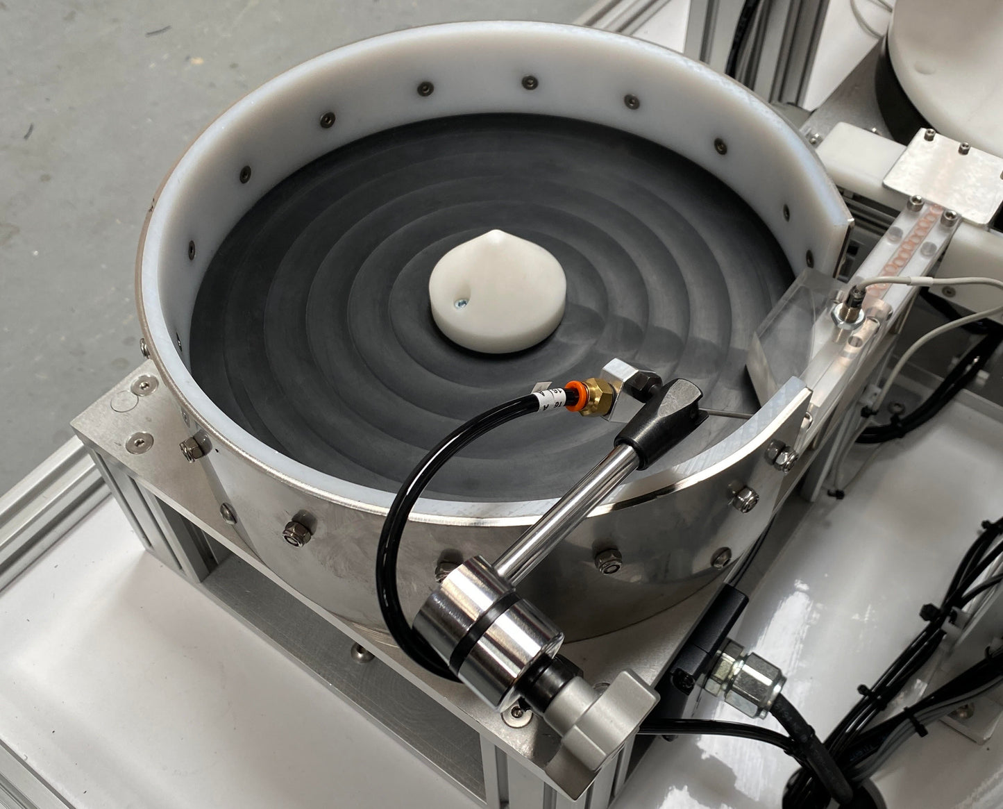 Vibratory Feeder Bowl - A.S.K. Technologies 