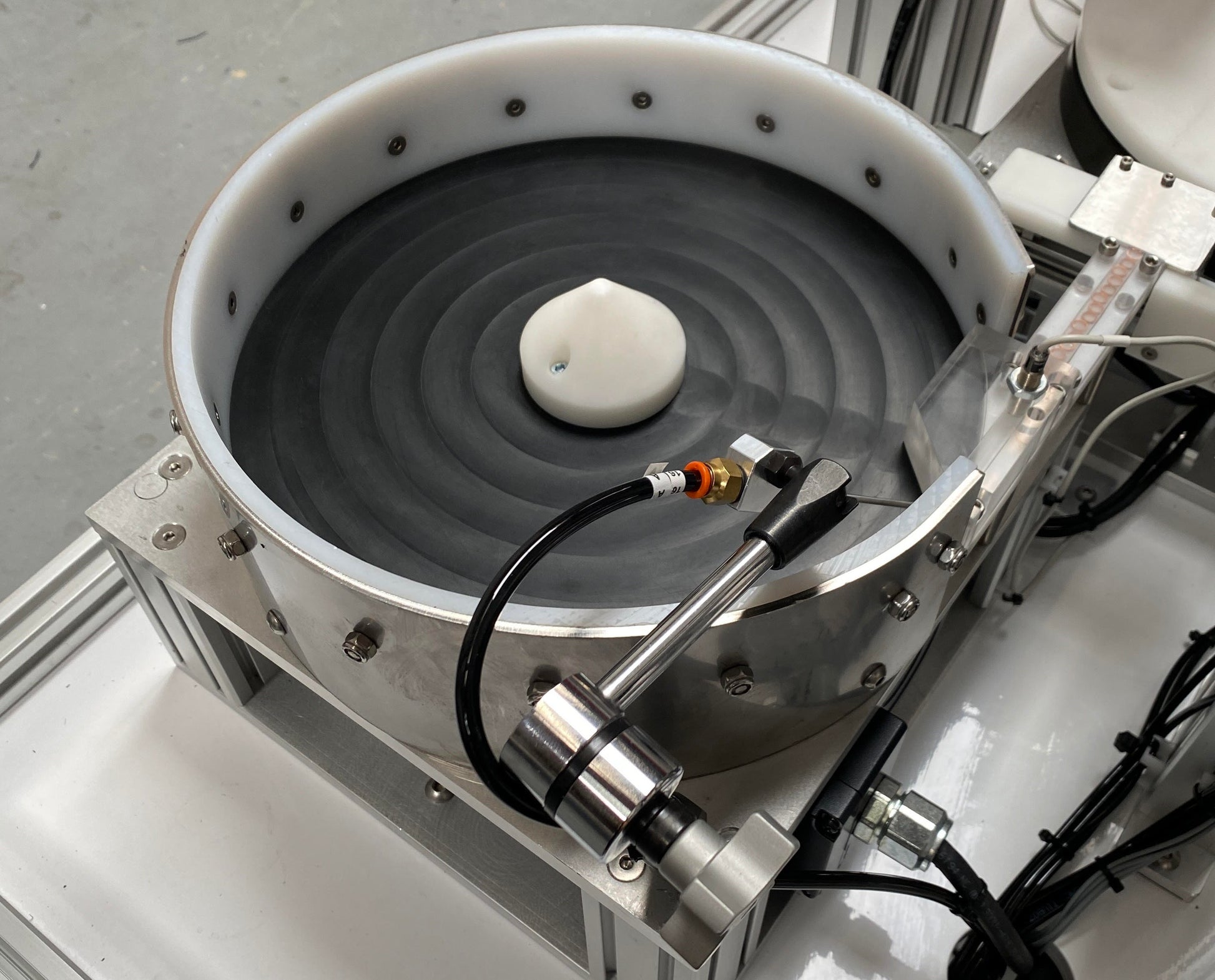 Vibratory Feeder Bowl - A.S.K. Technologies 